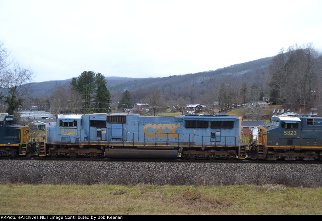 CSX 4703